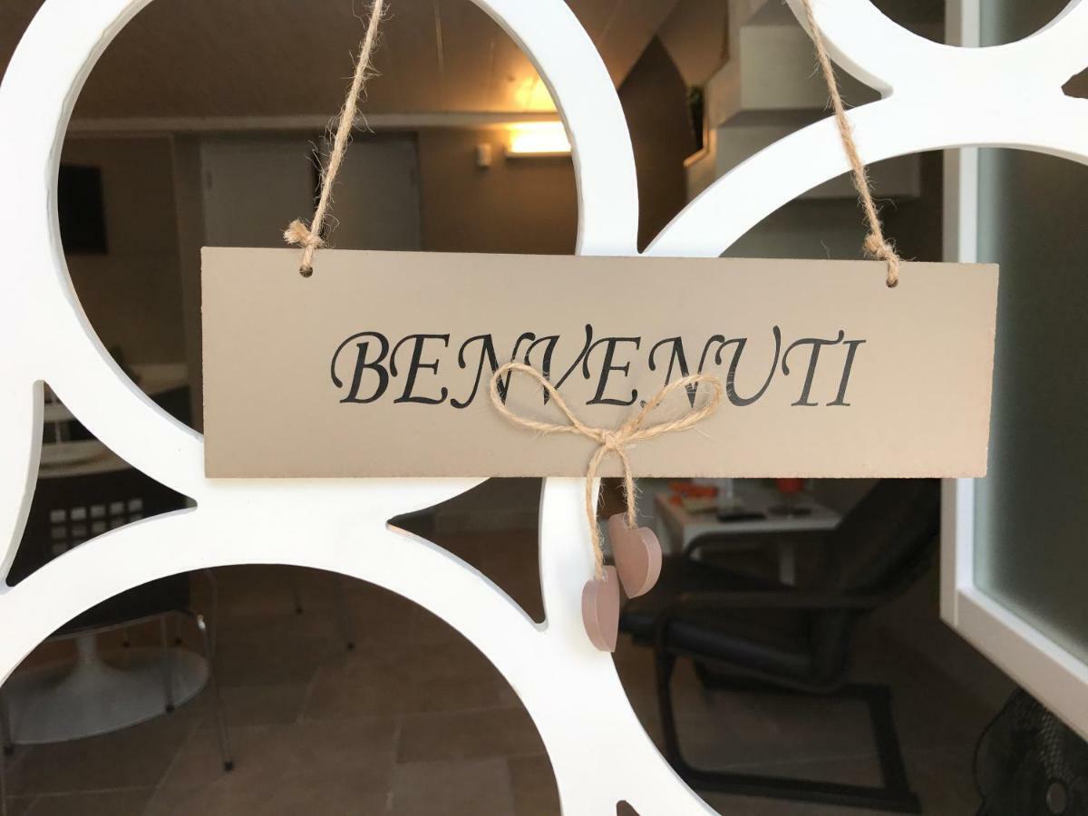 Oroverde B&B トラーニ エクステリア 写真
